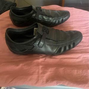 Men’s Puma Sneakers. Size 12.